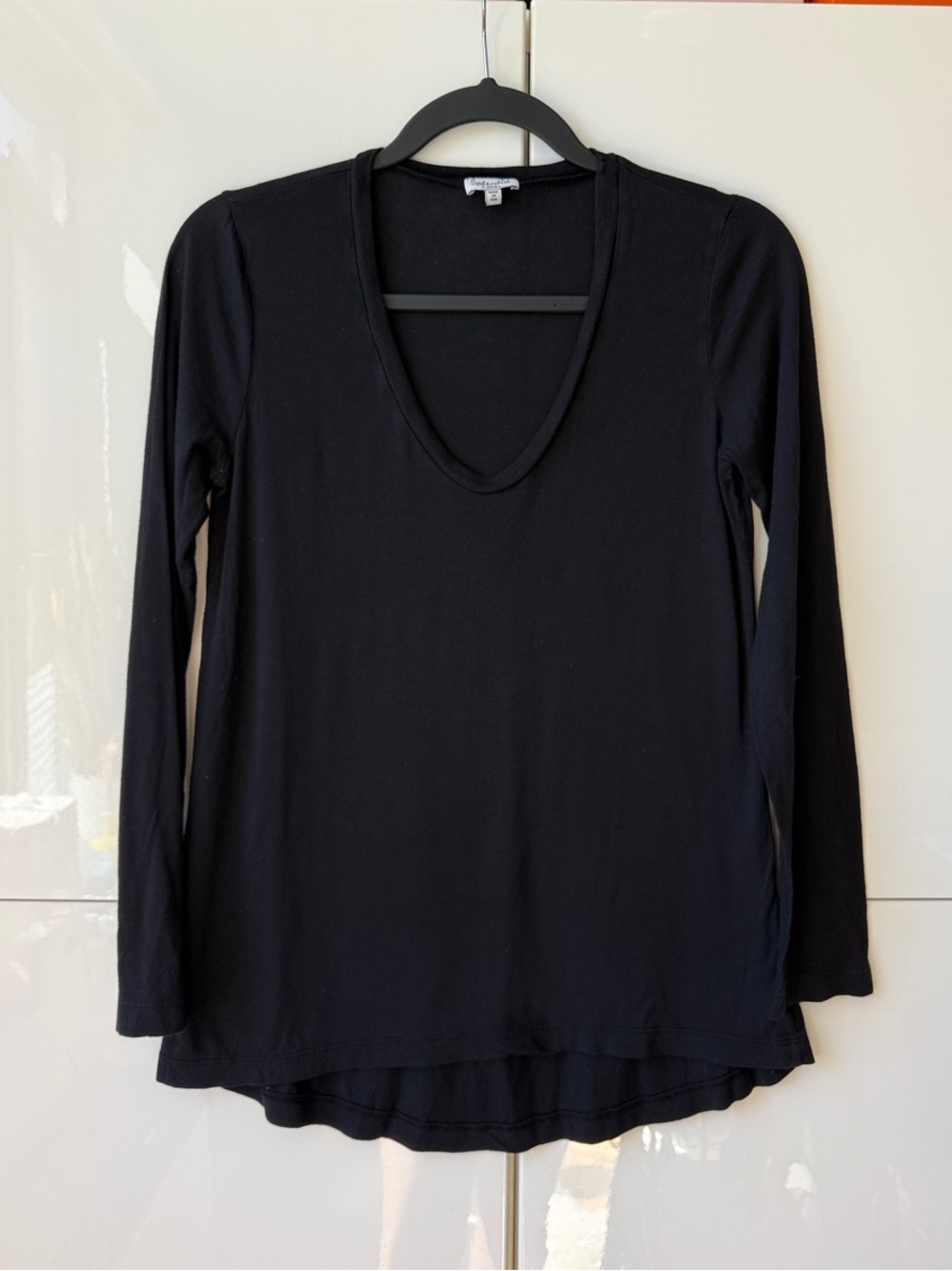 Splendid Black Long-Sleeve Scoop Neck Tee